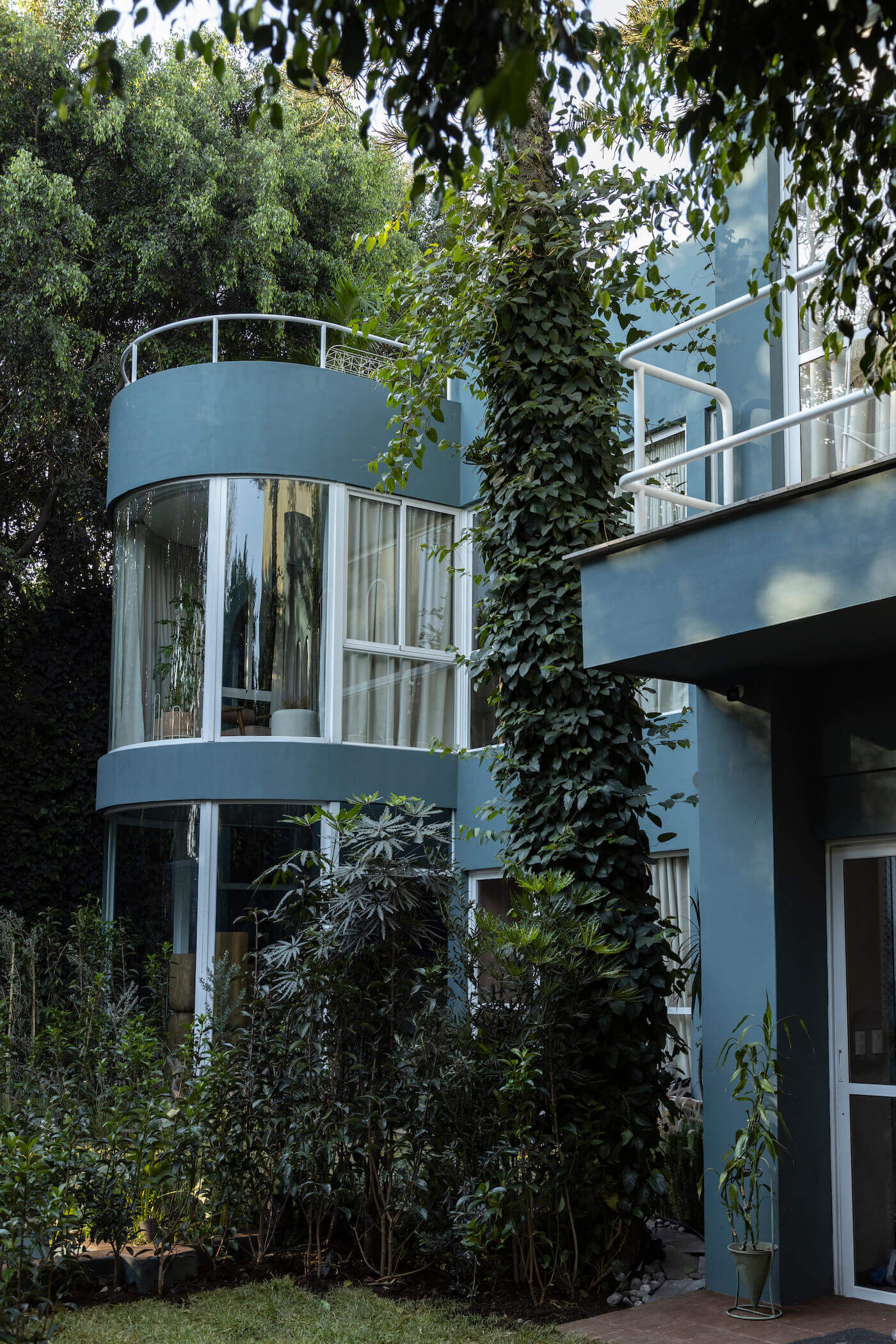 Estudio Claudina Flores